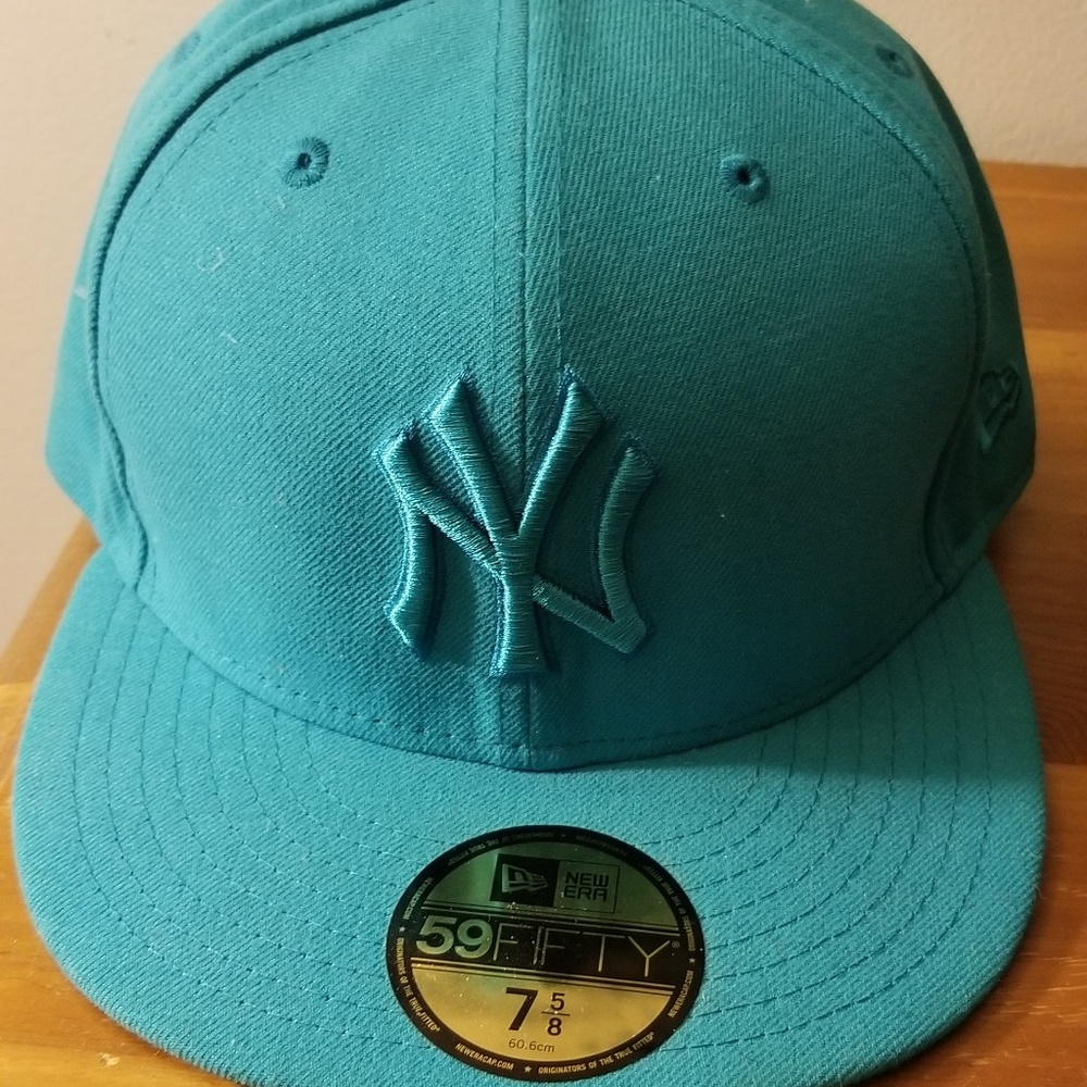 New Era 59Fifty New York Yankees Teal Fitted Hat